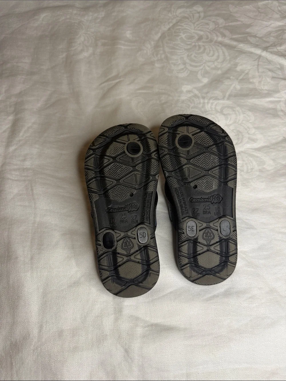 Sonic Kids Blue and Red Character Flip Flops